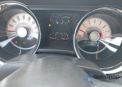 2012 Ford Mustang Gt Premium z USA, uszkodzony, nr VIN 1ZVBP8CF7C5265120